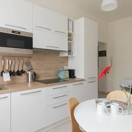 Italianway Easy - Maggi 6 B * Μιλάνο