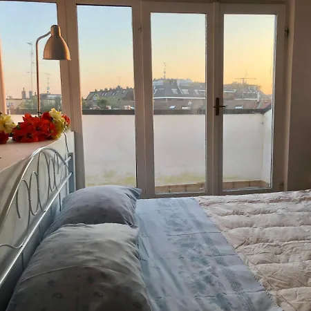 Charming 1-bed In * Milan