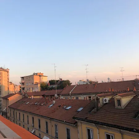 Charming 1-bed In Mailand