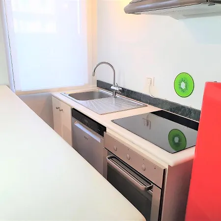 S. Ambrogio Square Apartman *