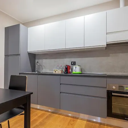 Apartament Retreats Cadorna Duomo