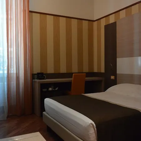 Hotel Metro 3*