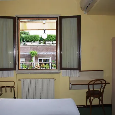 Hotel Boston Milan