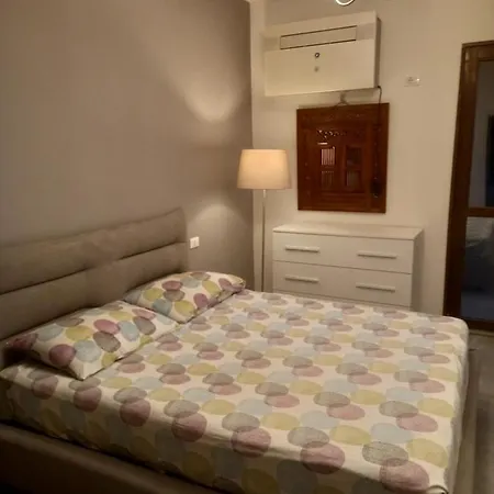 Home Suite Home - Super Attic Suite -With Free Parking - Zone Iulm & Naba & Navigli - Metro Subway Romolo * Milan