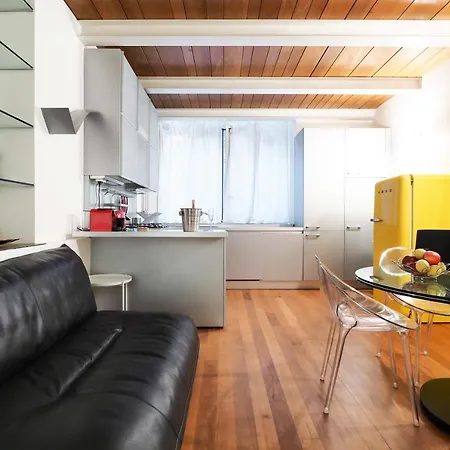 Charming One Bedroom In Moscova Area *