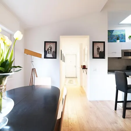 Apartamento Montenapoleone Tower House *