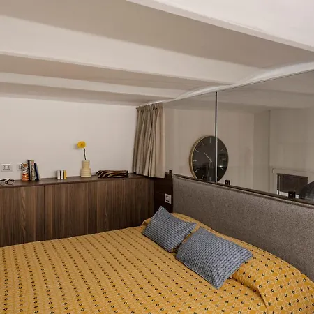 Minimal Loft In Centro A Apartman