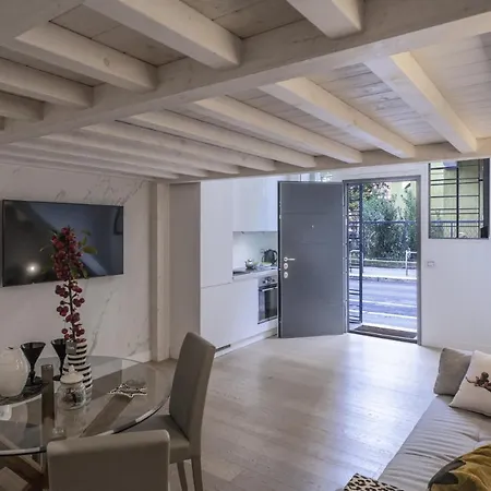 Minimal Loft In Centro A Apartman *