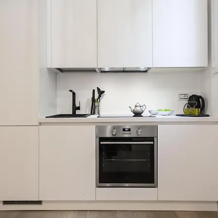Minimal Loft In Centro A Milánó