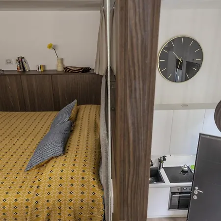 Minimal Loft In Centro A Milánó