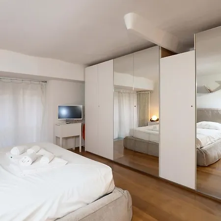 Apartment Charming One Bedroom In Moscova Area Milan