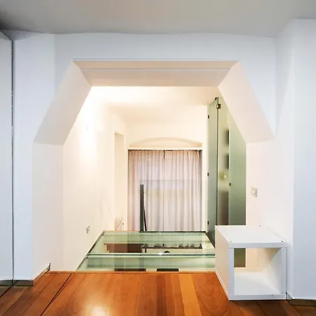 Charming One Bedroom In Moscova Area Apartamento *