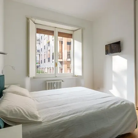 Spacious & Comfortable In Duomo By Easylife * Milão