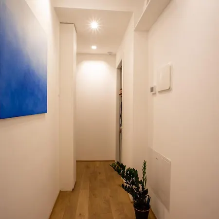 Bamboo Sinatra Guest house