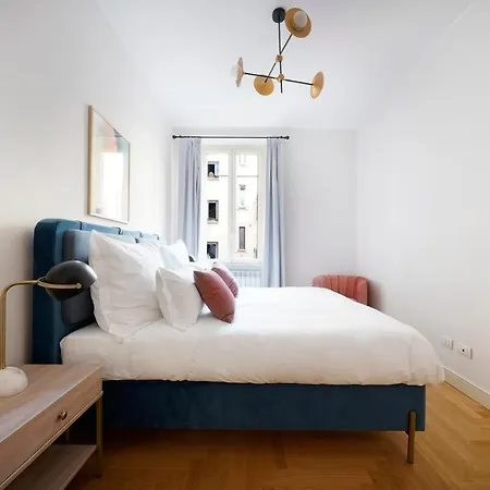 Numa Loreto Aparthotel 4*