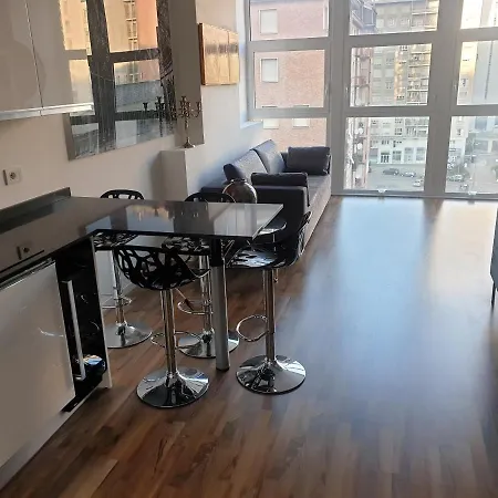 Michelangelo 30 Moderno Vicino Bosco Verticale *