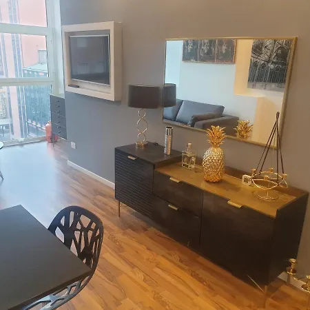 Michelangelo 30 Moderno Vicino Bosco Verticale * Milano