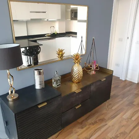 Michelangelo 30 Moderno Vicino Bosco Verticale *