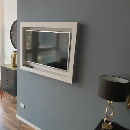 Michelangelo 30 Moderno Vicino Bosco Verticale *