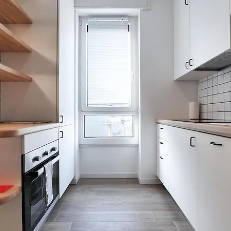 Contempora - Casale 3 * Milánó