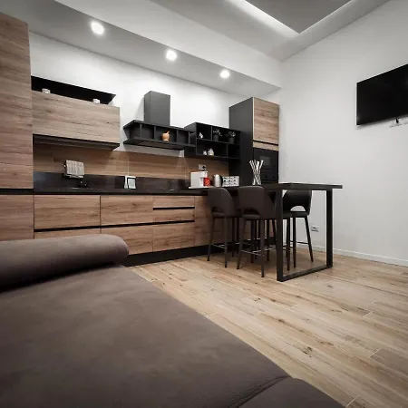 L Arche Comfort & Relax Brown Di Via Varesina *