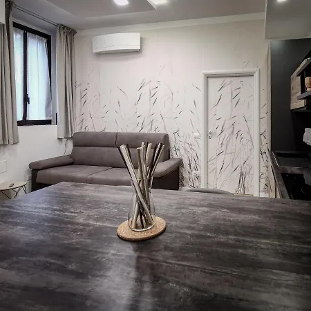 Lejlighed L Arche Comfort & Relax Brown Di Via Varesina Milano