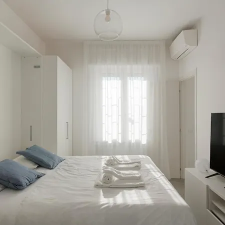 Hostmate -milano - Strambio - Citta Studi Mailand