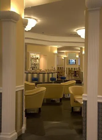 מלון Grand Plaza
