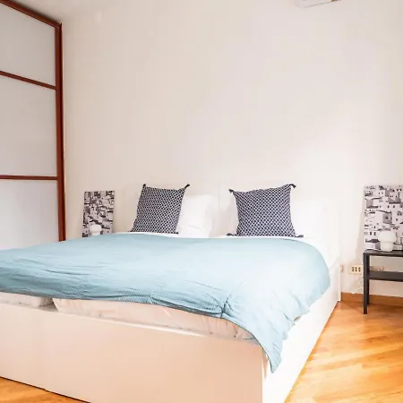 Appartamento The Rent - Two-bedroom In Maciachini District Milano