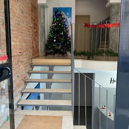Ξενοδοχείο Poma Hotel 3*
