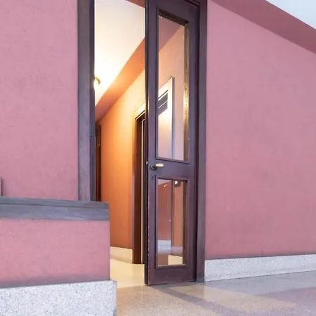 Stylish Loft Apartment *