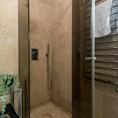 Διαμέρισμα Joivy Elegant Studio For 2 Near Duomo Di
