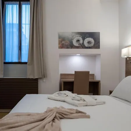 L Arche Comfort & Relax Brown Di Via Varesina Lejlighed *