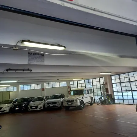 Apartment The Centre Junior - Free Parking Per Selected Rate And Car Keys Must At Garage - Zone Arco Della Pace - Castello Sforzesco -last Supper -nearest Metro Subway Greenline M2 Moscova Milan