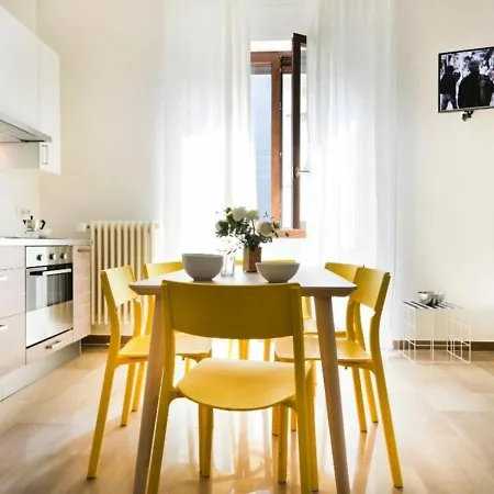 Alberto Mario By Halldis Apartman