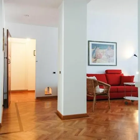 Conca Del Naviglio By Halldis * 米兰