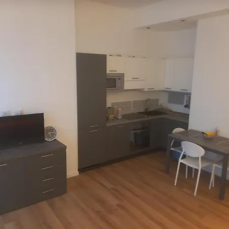 Bilocale 7 Piano Balcone Vista Skyline Apartman