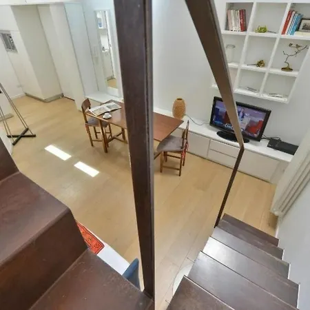 Apartman De Bernardi By Halldis Milánó
