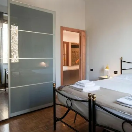 Apartment Fulvio Testi *