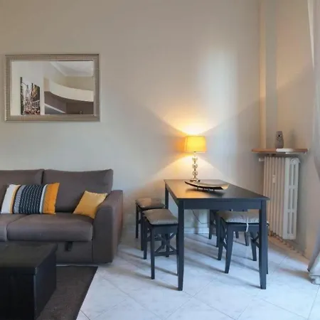 Apartment Fulvio Testi *