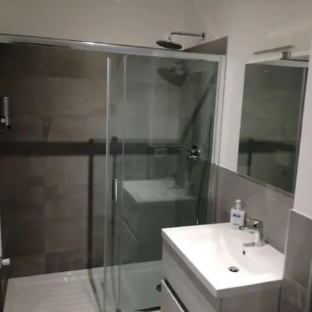 Metro Stazione Centrale / Repubblica 公寓 米兰