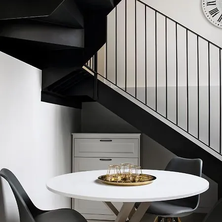 Joivy Boutique Farneti Apart Otel Milano