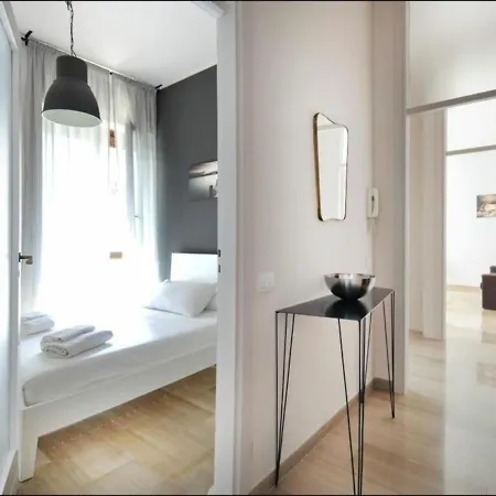Alberto Mario By Halldis Apartment Milan