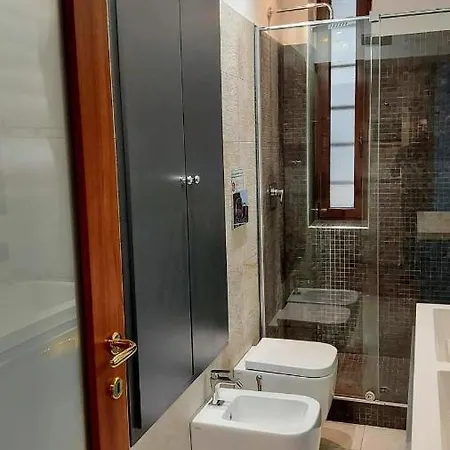 Lägenhet Vfh Stylish Boutique Apartment-city Center Milano