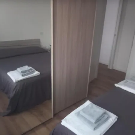 Bilocale 7 Piano Balcone Vista Skyline * ميلان