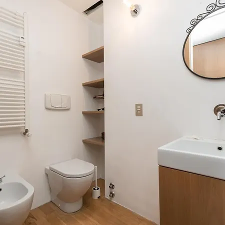 Life Apartment