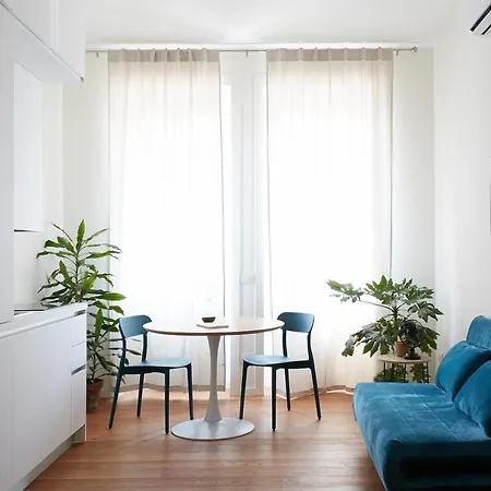 Comfy Station Apartamento