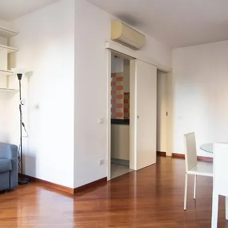 Youhosty - Magolfa 21 *