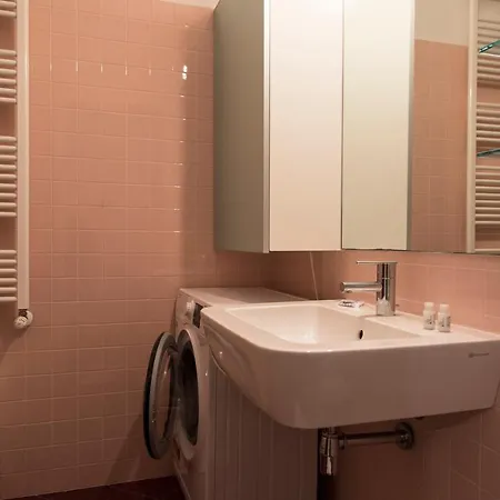 Apartmán Youhosty - Magolfa 21 *