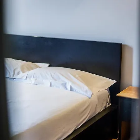아파트 Montenero Flat - Elegant, Modern & Comfortable